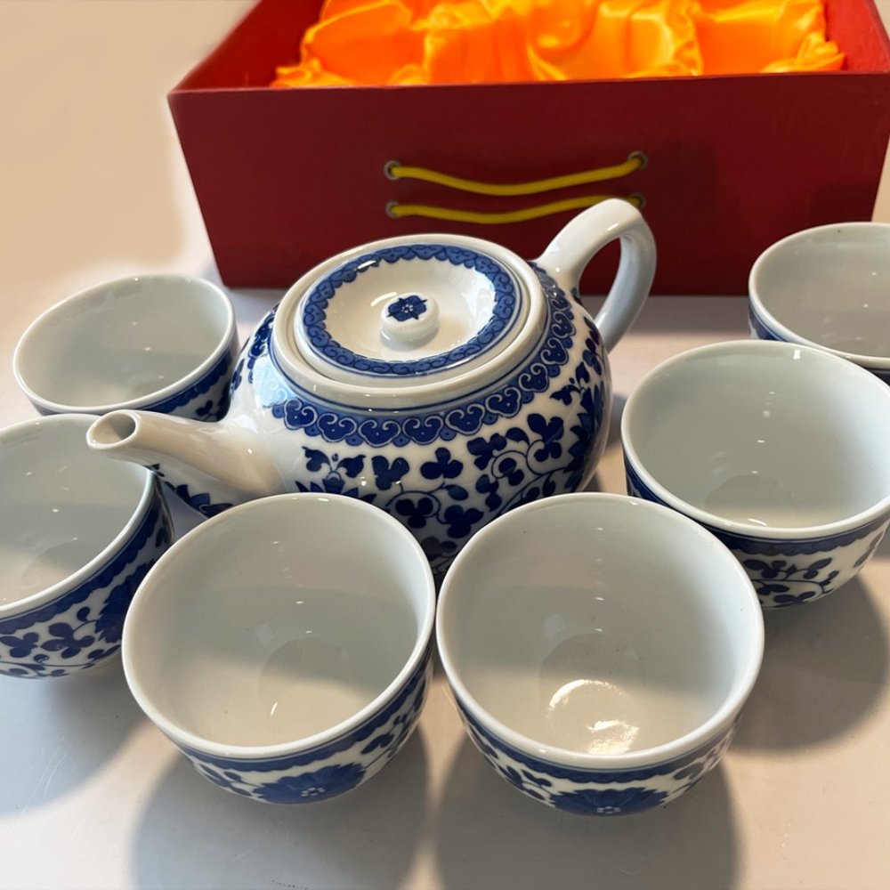 Vintage Chinese Teapot/Six Teacups in Display Case, Blue & White, REDUCED!